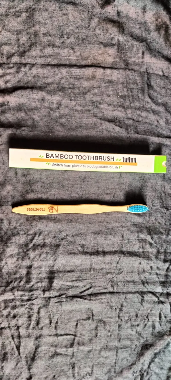 Bamboo_Toothbrush_Eco_Friendly_Biodegradable_Dental_Care_Pack_Of_8
