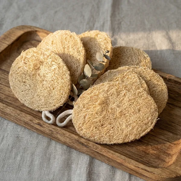 Natural_Loofah_Bath_Sponge_With_Handle_Pack_Of_6