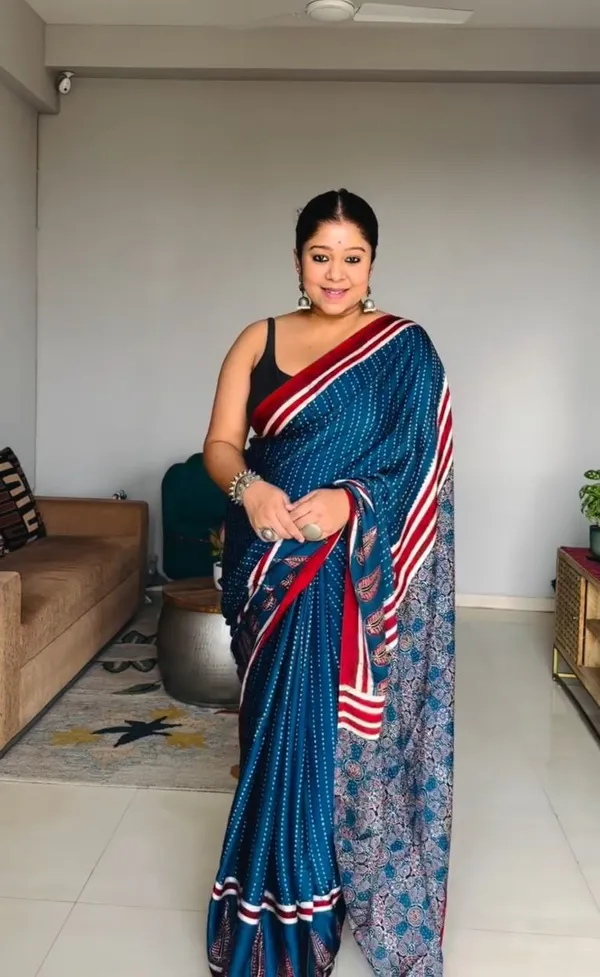 Blue_Bandhani_Print_With_Floral_Embroidery_Cotton_Silk_Saree_For_Women