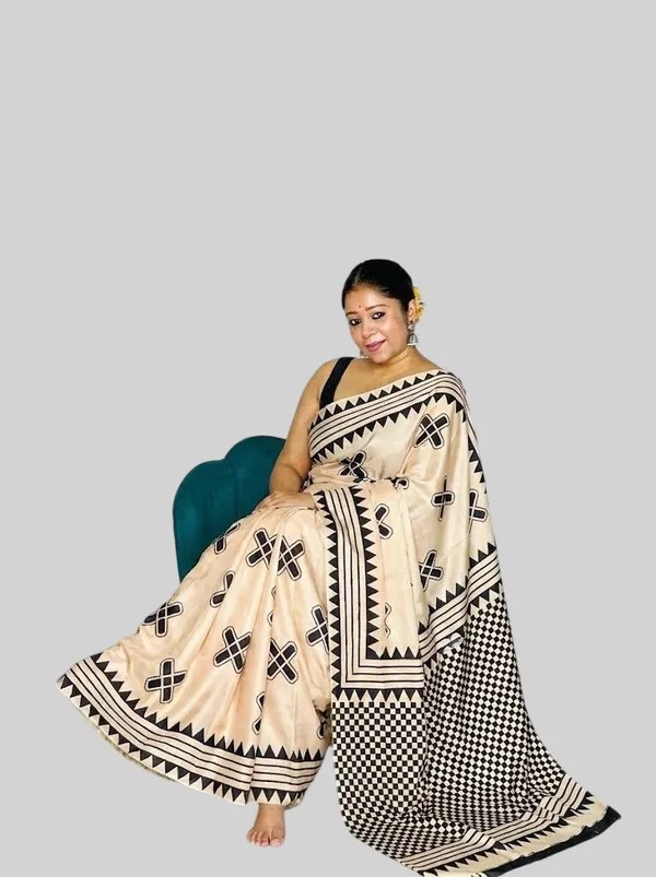 Cream_Geometric_Print_Cotton_Silk_Saree_For_Women