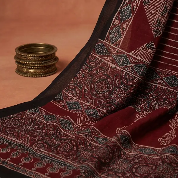 Red_Printed_Cotton_Silk_Saree_For_Women