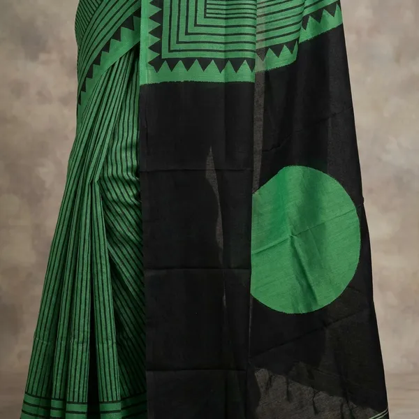 Green_Striped_With_Geometric_Triangle_Pattern_Cotton_Silk_Saree_For_Women
