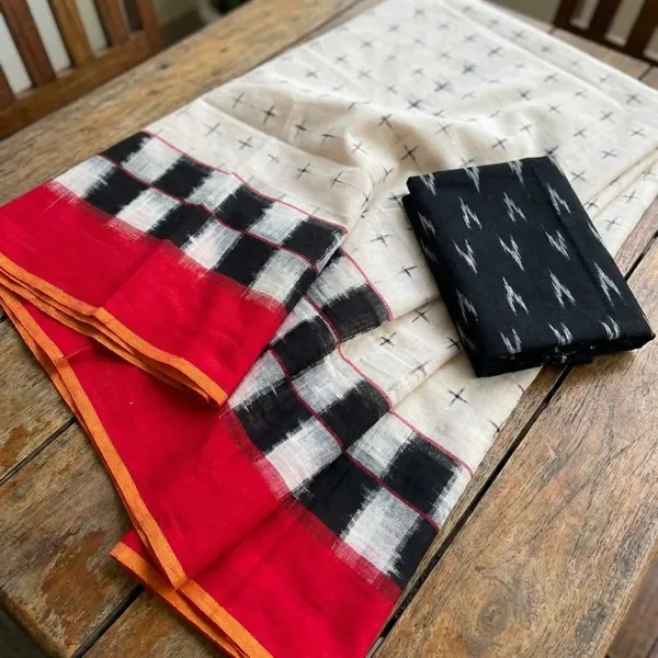 Red_And_Cream_Checkered,_Dot_Pattern_Cotton_Silk_Saree_For_Women