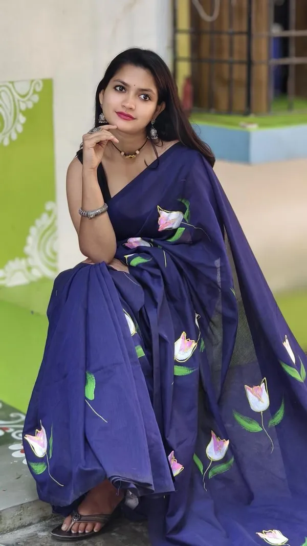 Blue_Woven_Premium_Saree_For_Women