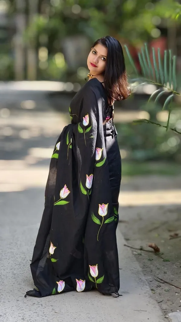 Black_Temple_Border_Premium_Saree_For_Women