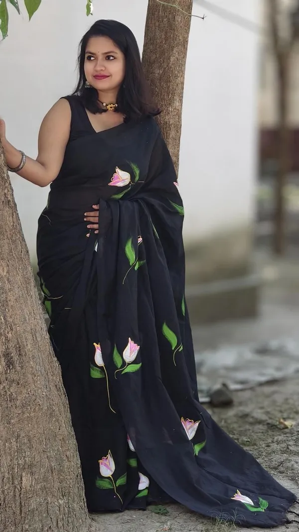 Black_Temple_Border_Premium_Saree_For_Women