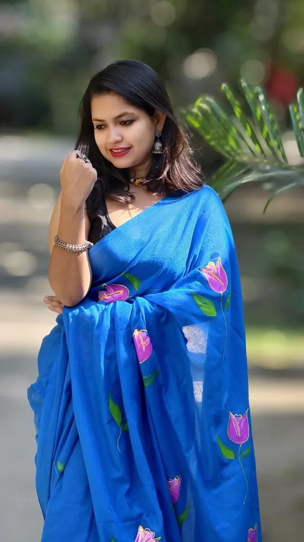 Yellow_Solid_And_Plain_Premium_Saree_For_Women