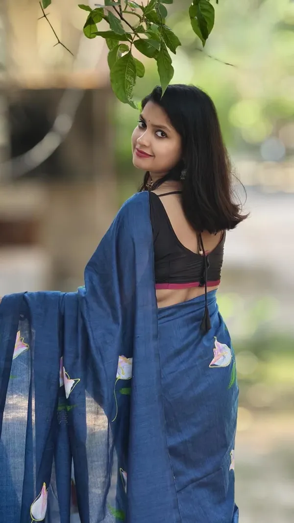 Blue_Color_Block_Premium_Saree_For_Women