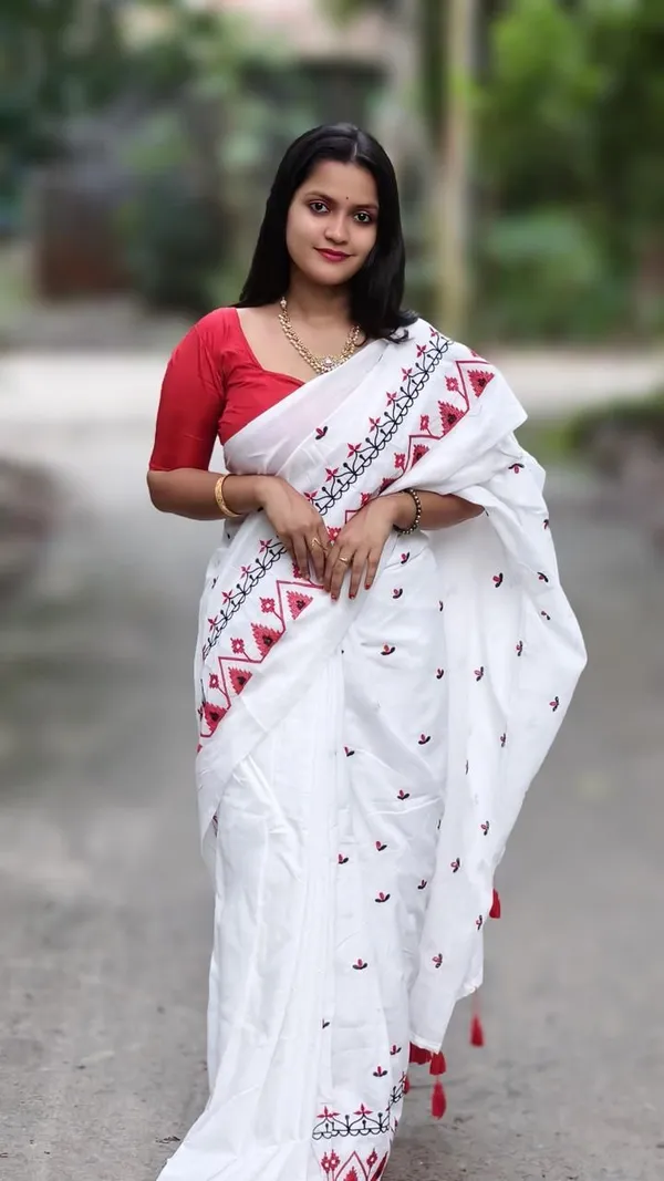 Light_Green_Solid_And_Plain_Premium_Saree_For_Women