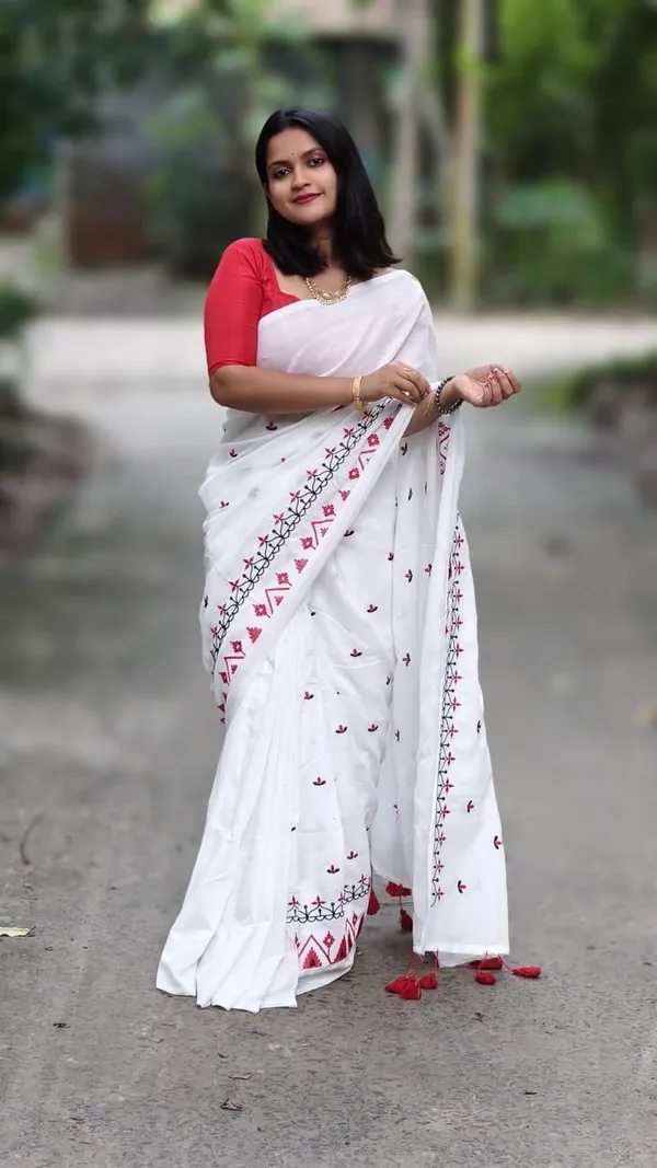 Light_Green_Solid_And_Plain_Premium_Saree_For_Women