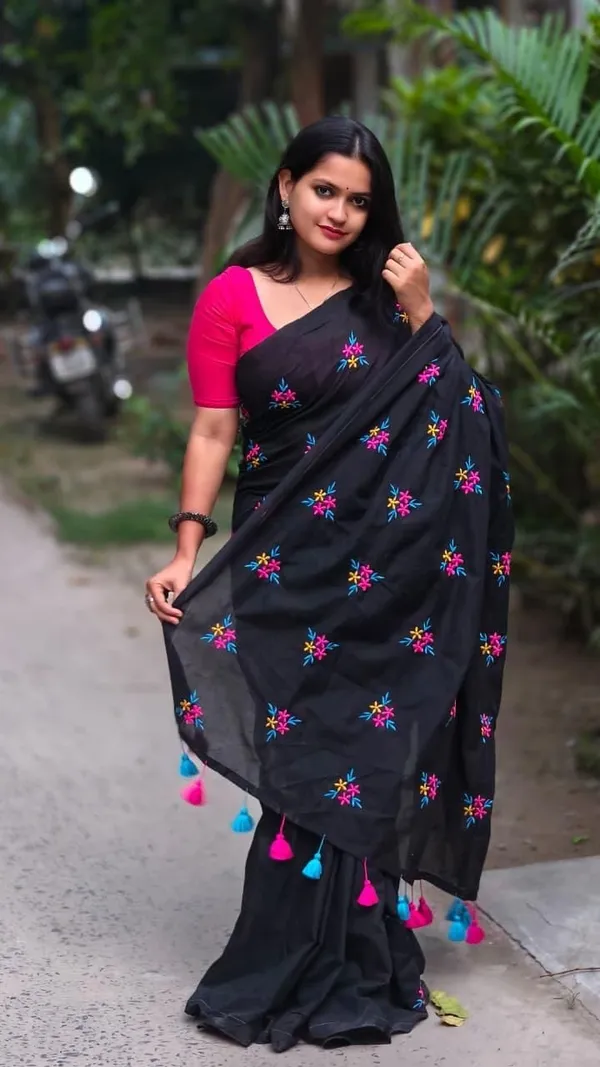 Black_Printed_Premium_Saree_For_Women
