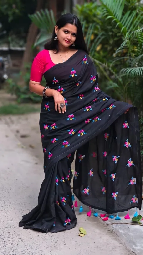 Black_Printed_Premium_Saree_For_Women