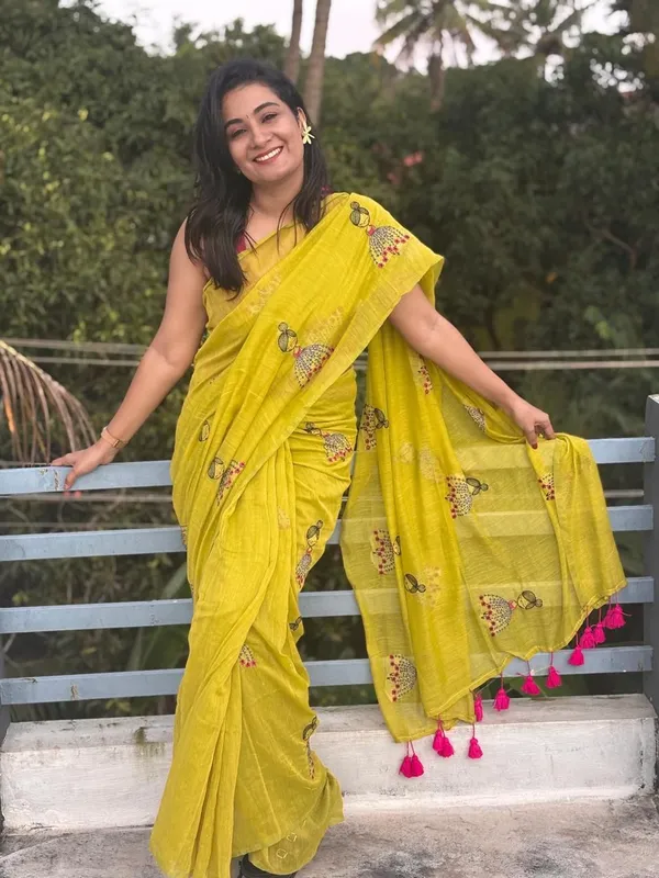 Black_Animal_Print_Premium_Saree_For_Women