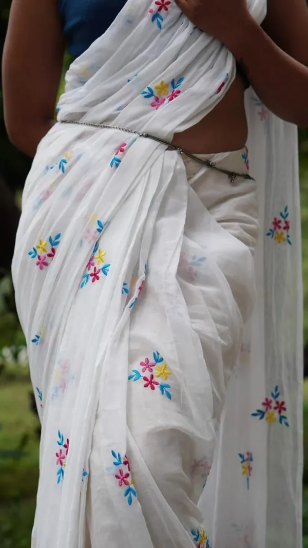 Black_Digital_Print_Premium_Saree_For_Women
