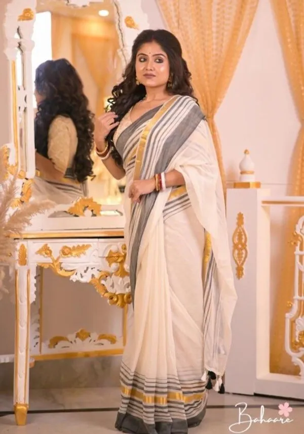 Multicolor_Solid_And_Plain_And_Woven_Premium_Saree_For_Women