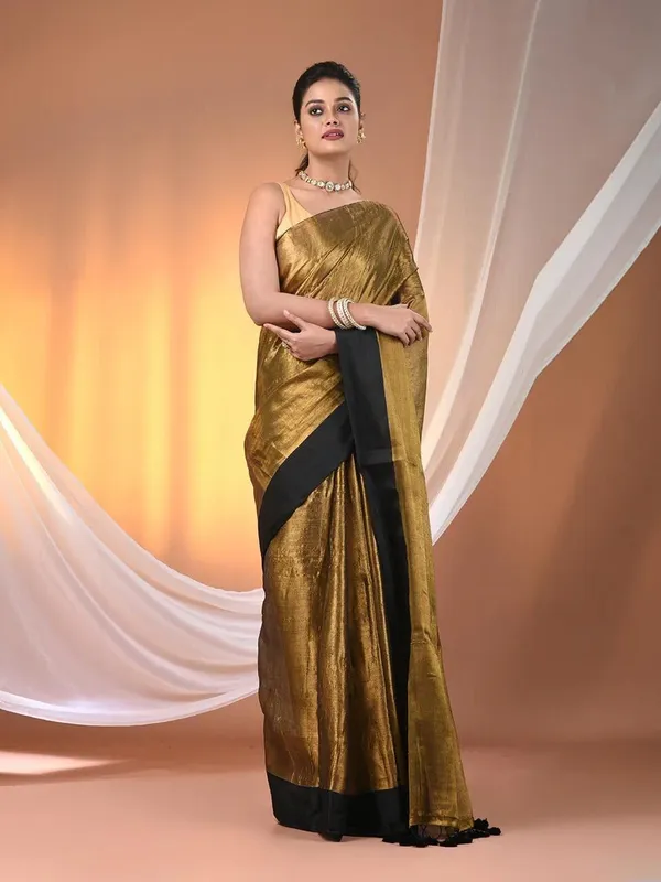 Gold_And_Black_Woven_Premium_Saree_For_Women