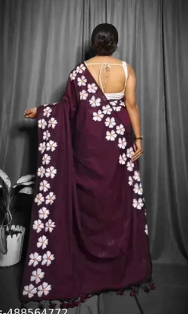 Maroon_And_White_Printed_Premium_Saree_For_Women