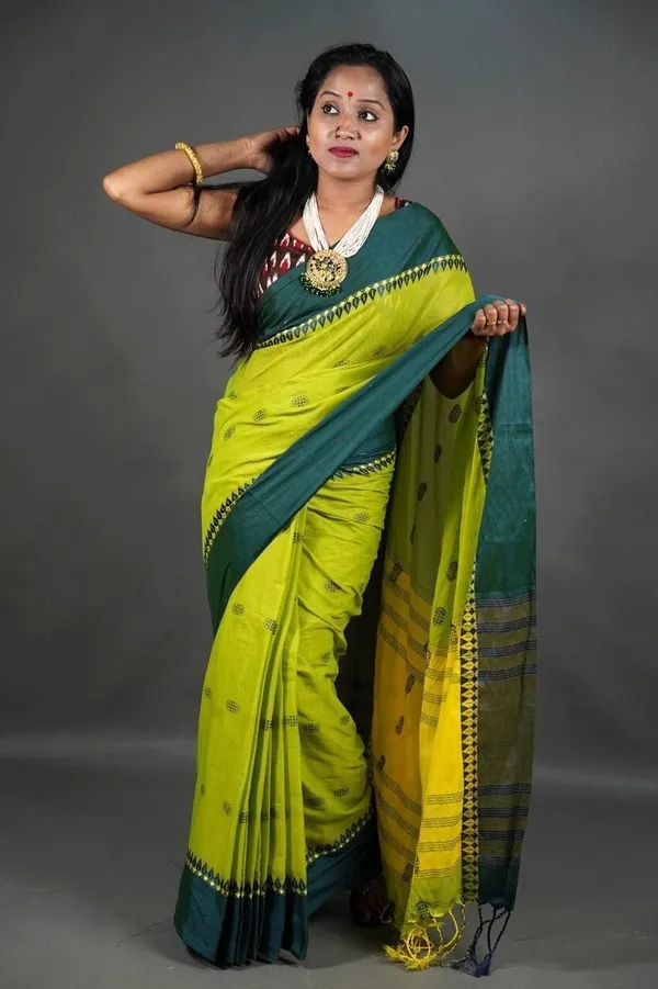 Multicolor_Self_Design_Premium_Saree_For_Women