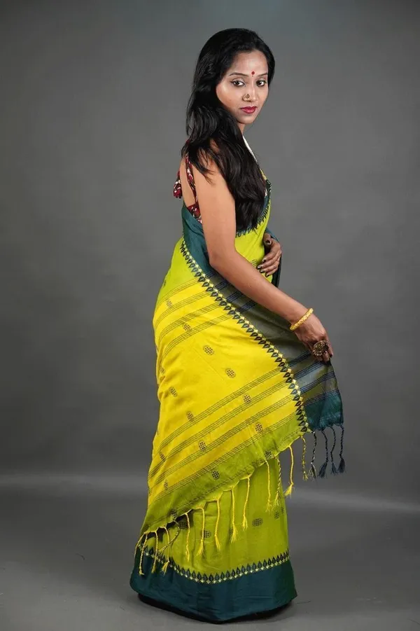 Multicolor_Self_Design_Premium_Saree_For_Women