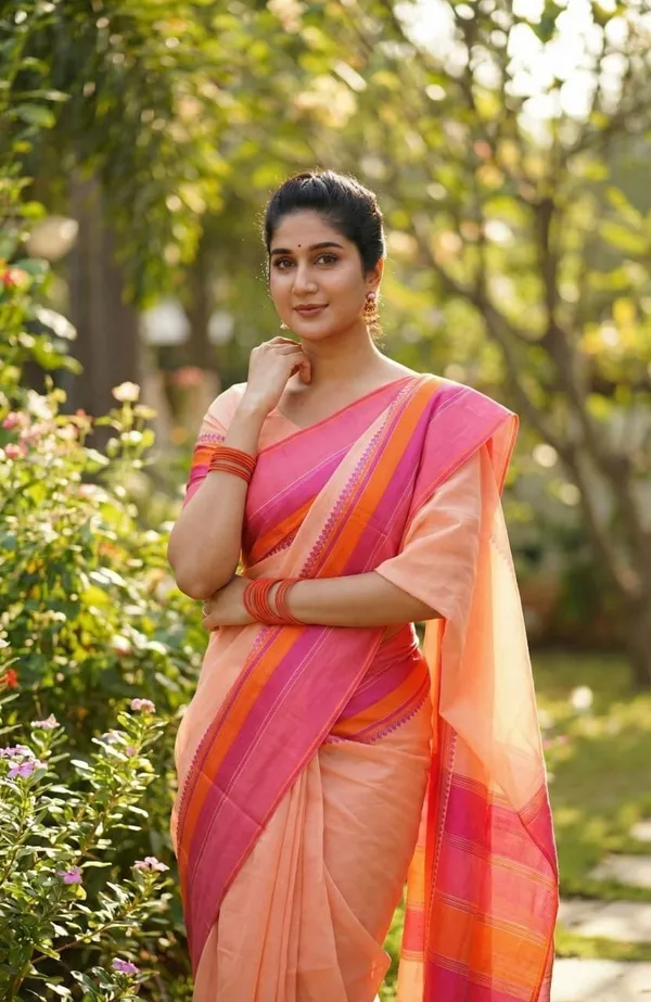 Multicolor_Striped_And_Self_Design_And_Woven_Premium_Saree_For_Women