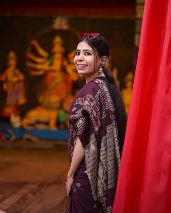 Maroon_Solid_And_Plain_And_Woven_And_Self_Design_Premium_Saree_For_Women