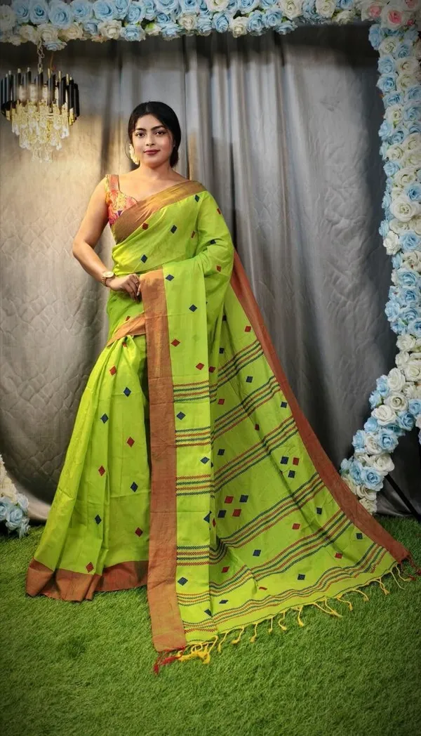 Grey_Embroidered_And_Self_Design_Premium_Saree_For_Women