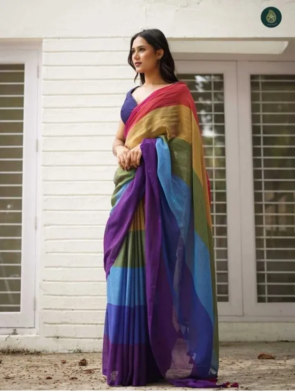 Multicolor_Printed_And_Geometric_Print_Premium_Saree_For_Women