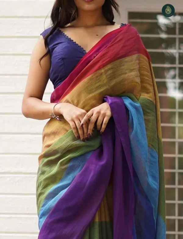 Multicolor_Printed_And_Geometric_Print_Premium_Saree_For_Women