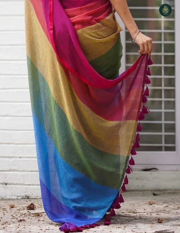Multicolor_Printed_And_Geometric_Print_Premium_Saree_For_Women