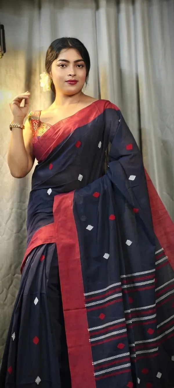 Black_And_Red_Striped_And_Self_Design_And_Woven_Premium_Saree_For_Women