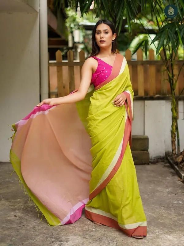 White_Animal_Print_Premium_Saree_For_Women