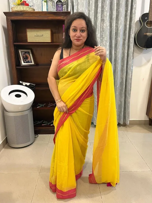 Maroon_Color_Block_Premium_Saree_For_Women