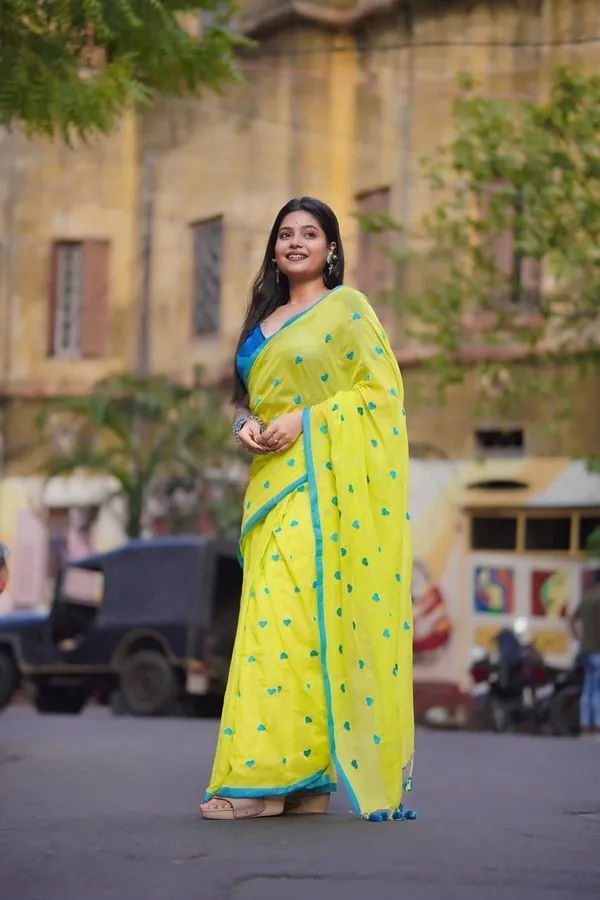 Yellow_And_Blue_Self_Design_Premium_Saree_For_Women