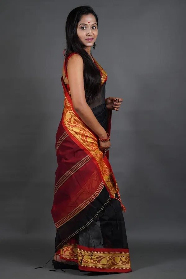 Multicolor_Checkered_And_Embellished_And_Printed_Premium_Saree_For_Women