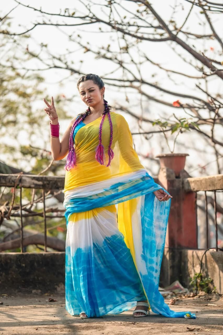 Multicolor_Striped_Premium_Saree_For_Women