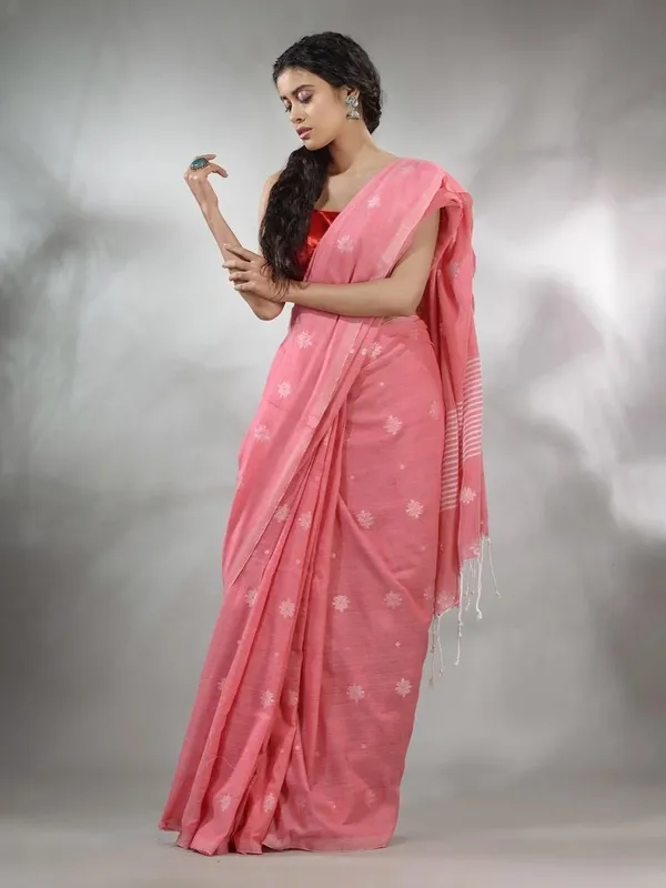 Pink_Woven_Premium_Saree_For_Women