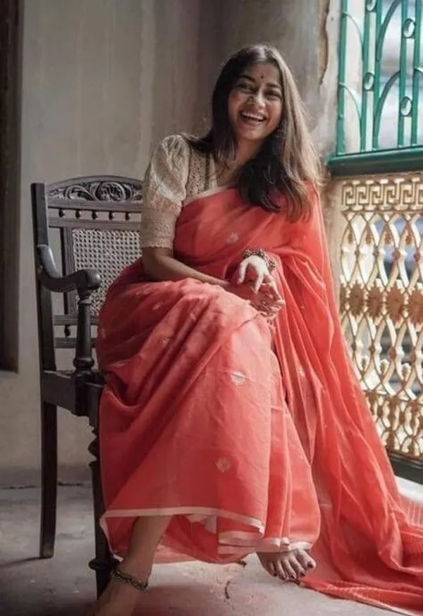 Pink_Woven_Premium_Saree_For_Women