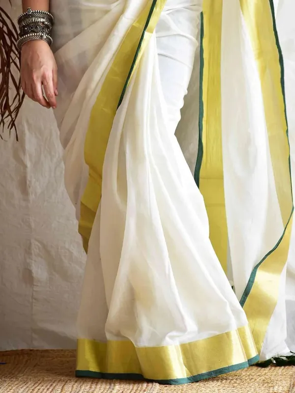 Cream_Embroidered_Premium_Saree_For_Women