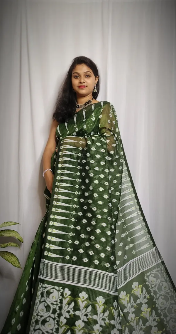 Red_And_Gold_Striped_And_Self_Design_And_Woven_Premium_Saree_For_Women