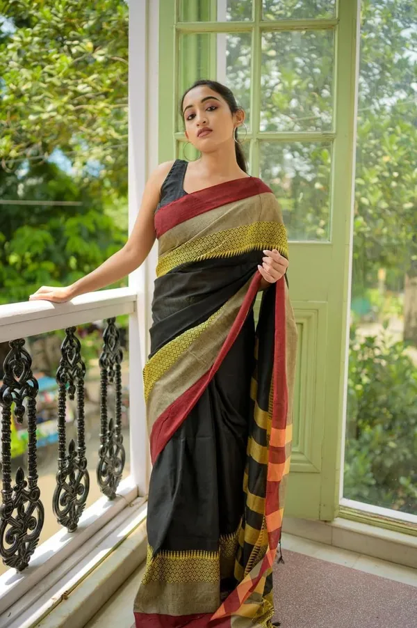 Multicolor_Animal_Print_Premium_Saree_For_Women