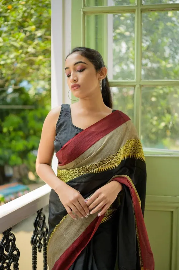 Multicolor_Animal_Print_Premium_Saree_For_Women