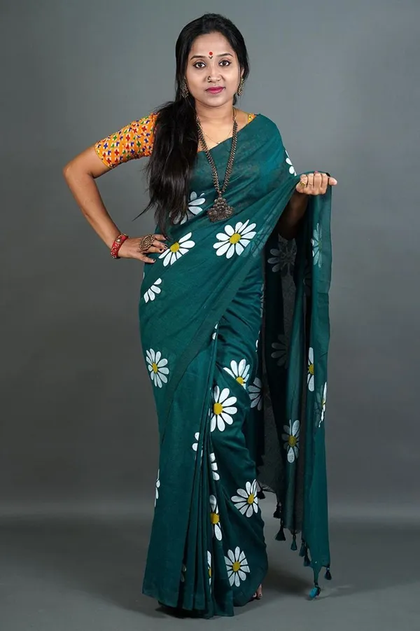 Black_Embroidered_And_Self_Design_Premium_Saree_For_Women