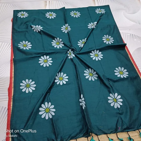 Black_Embroidered_And_Self_Design_Premium_Saree_For_Women