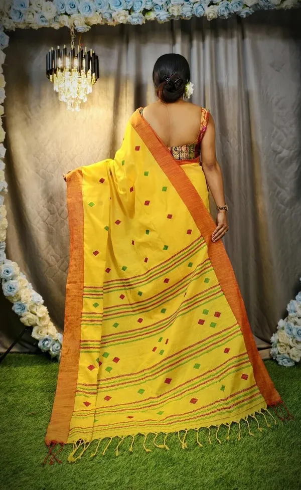 Grey_Striped_Premium_Saree_For_Women