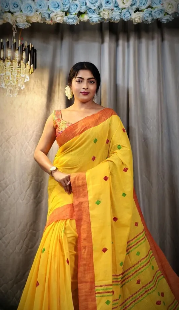 Grey_Striped_Premium_Saree_For_Women