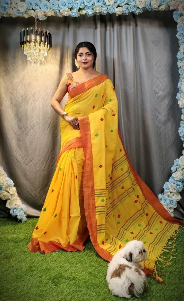 Grey_Striped_Premium_Saree_For_Women