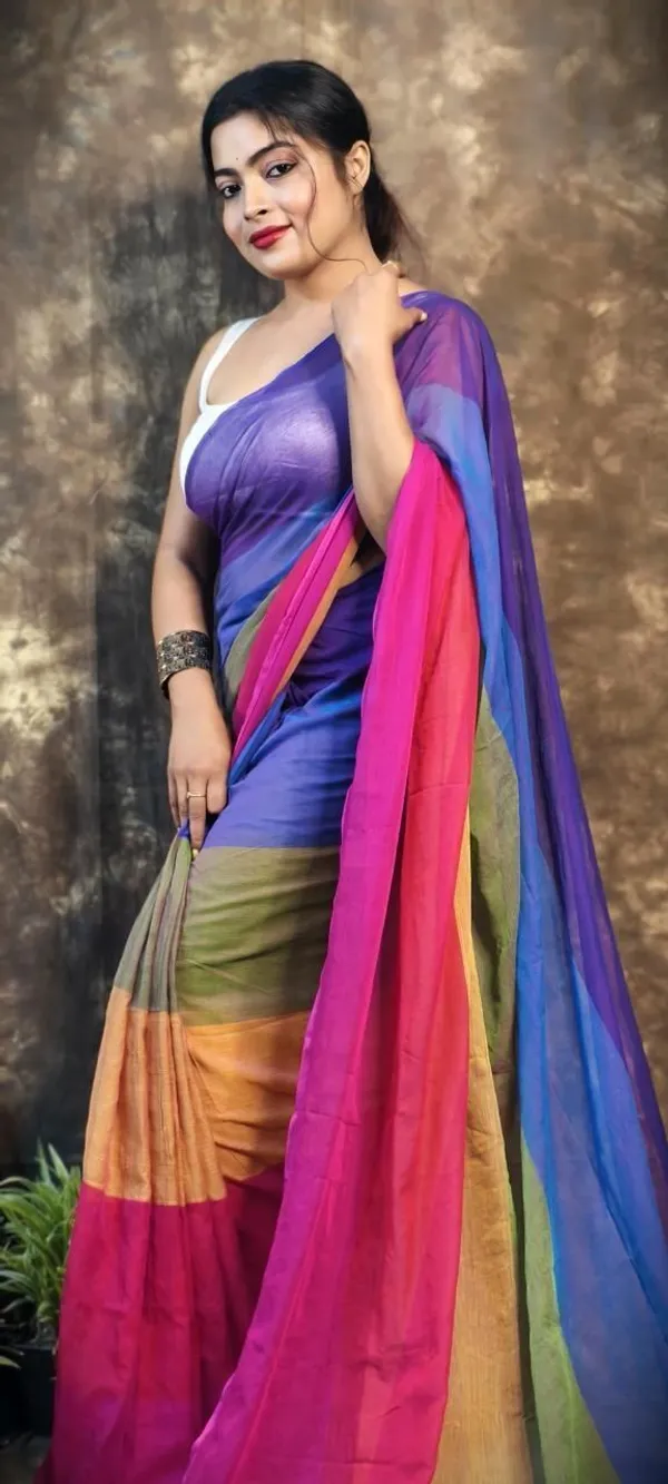 Pink_Animal_Print_Premium_Saree_For_Women