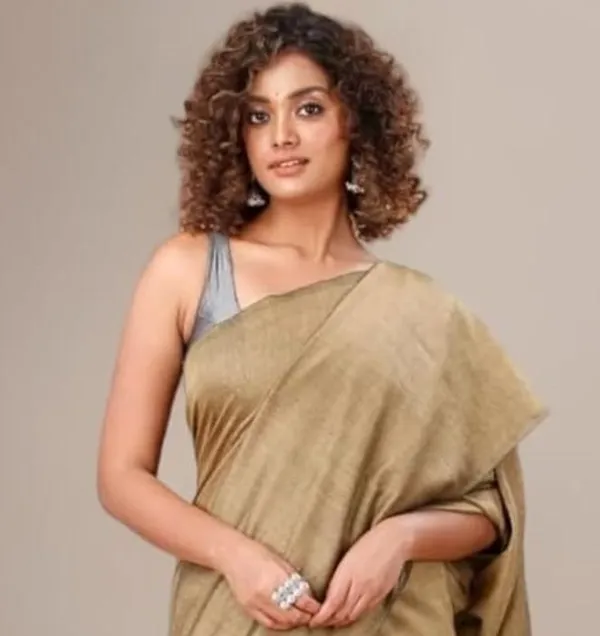 Pink_Self_Design_Premium_Saree_For_Women
