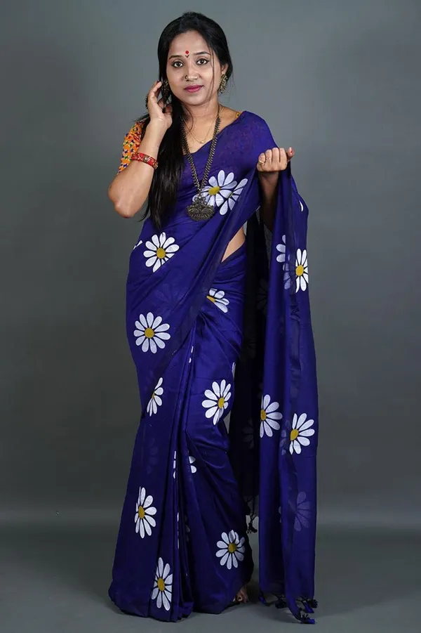 Blue_Embroidered_Premium_Saree_For_Women
