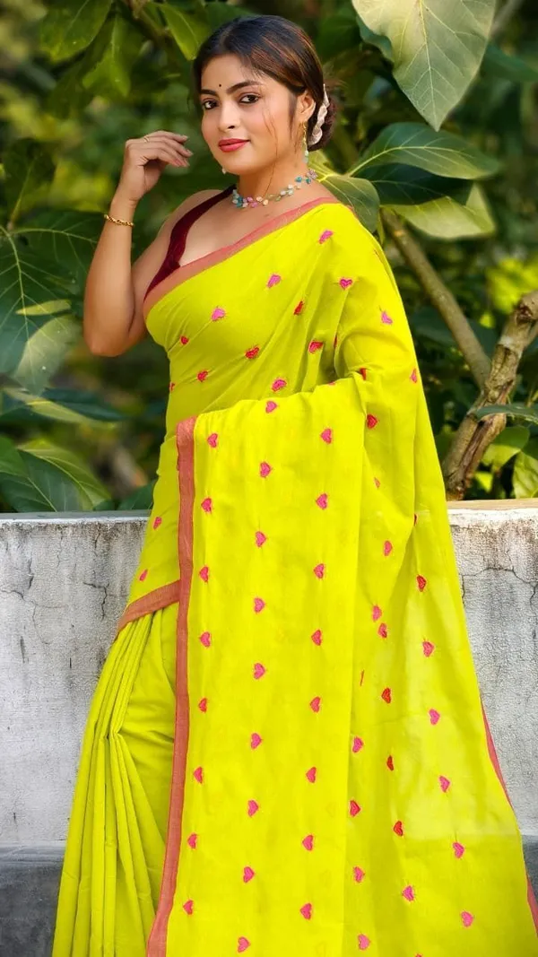 Light_Green_Embroidered_Premium_Saree_For_Women